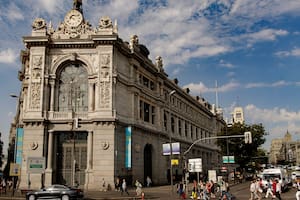El Banco de España advirtió sobre las “limitaciones” de la economía argentina para los próximos meses
