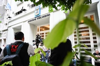 El Gobierno evalúa colocar un veedor en la AFA y cita a los contadores que aprobaron sus balances