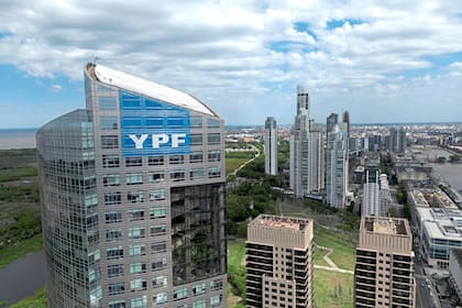 La sede de YPF, en Puerto Madero