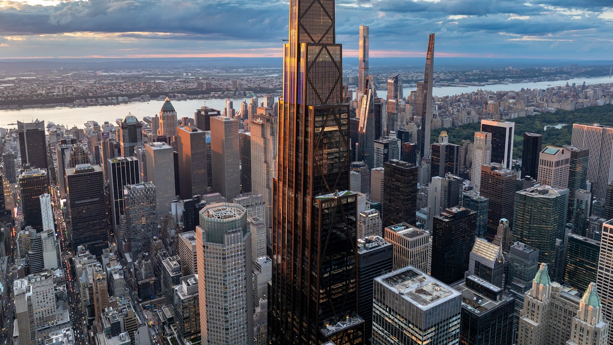 Home 7 la sede del banco de inversiones jp morgan chase U2D3HM5P65B3ZOKSFI7XLI47QM