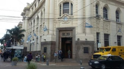 La sede del Banco Nación de Santa Fe, de donde Mario Fendrich robó 3.2 millones de dólares