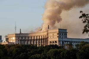 La sede del gobierno ucraniano fue uno de los objetivos alcanzados por el ataque de Rusia