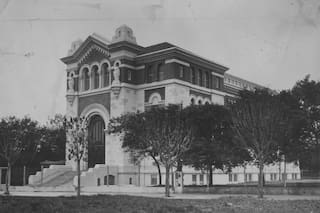 ¿Cuánto tardó en construirse el edificio del Museo Argentino de Ciencias Naturales?