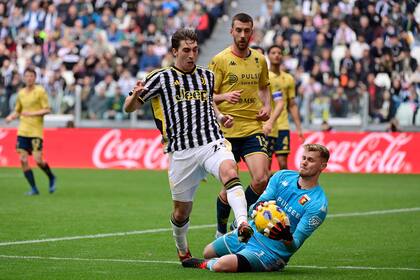 La seguridad de Josep Martinez, durante su paso por Genoa