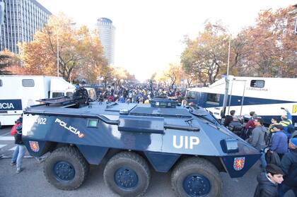 La seguridad en la inmediaciones del estadio Bernabéu