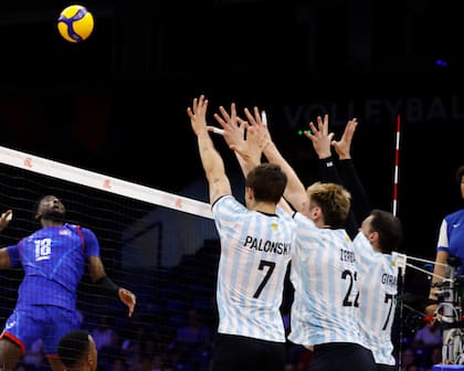 La selección argentina, con muchos nombres nuevos respecto a la temporada anterior, está en zona de clasificación