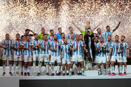 La selección argentina ganó su tercera estrella en un Mundial en su sexta final