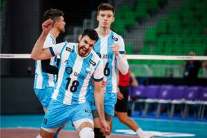 La selección argentina se desahogó este miércoles al ganar su primer partido en el Mundial y clasificar a octavos