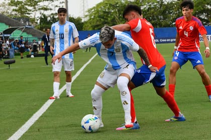La selección argentina Sub 17 no pudo con Chile en su debut en el Sudamericano de la categoría