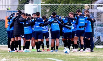 La selección de El Salvador perdió los dos partidos que disputó ante la Argentina en el historial