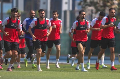 La selección de Irak llegó a Monterrey tras un largo periplo y anhela jugar un Mundial después de México 1986