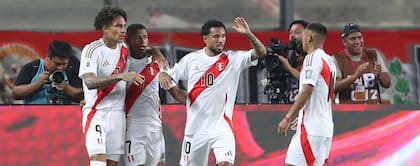 La selección peruana necesita sumar puntos para mantener vivas sus esperanzas de alcanzar al menos el repechaje
