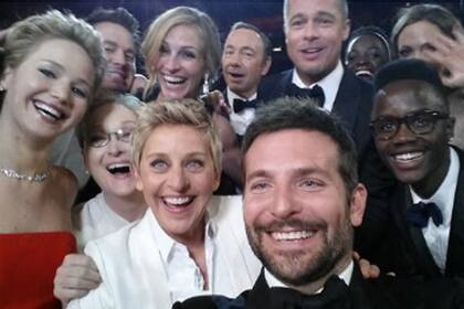La selfie de Ellen DeGeneres fue la publicación más retuiteada de 2014, según el anuario de Twitter