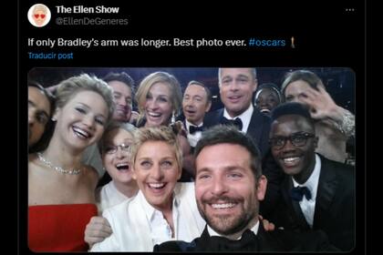 La selfie más icónica con Ellen DeGeneres, Bradley Cooper, Brad Pitt, Angelina Jolie, Jared Leto, Jennifer Lawrence, Channing Tatum, Meryl Streep, Julia Roberts, Lupita y Peter Nyong’o y Kevin Spacey (Foto: X @EllenDeGeneres)