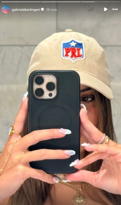 La selfie que subió Gabriela en la previa al Super Bowl; ¿estará ahí presente alentando a Bad Bunny?