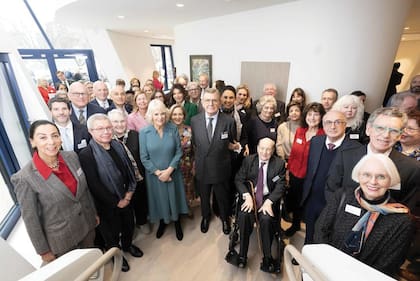 La semana pasada Camilla inauguró un centro de ayuda para pacientes con cáncer. Fue una casualidad porque estaba planeado antes de conocerse el diagnóstico de su marido.
