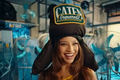 La semana pasada Emilia Mernes adelantó su colaboración con Nicki Nicole y Tini Stoessel (Foto: Captura de video)