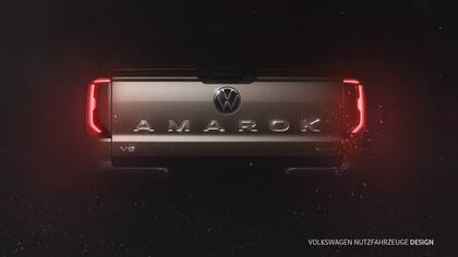 La semana pasada Volkswagen difundió la imagen de la cola de la pick-up