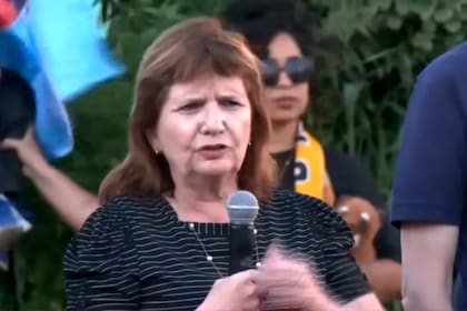 La senadora Bullrich habló en el Obelisco sobre la captura de Nicolás Maduro