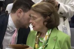 Una senadora de 90 años se confundió y tuvieron que asistirla para que vote en EE.UU.