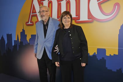 La senadora libertaria Patricia Bullrich junto a su esposo, el abogado y empresario Eduardo Yanco, que recientemente incursionó como actor en la calle Corrientes con la obra teatral ¿Qué somos?