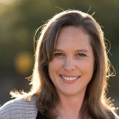 La senadora Shawnna Bolick se unió a los demócratas para aprobar un proyecto de ley