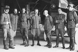 La escuadrilla que convirtió la guerra en espectáculo y terminó dando nombre a un gigante argentino