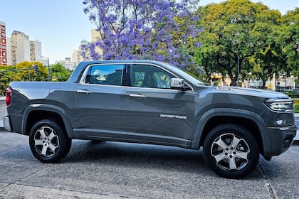 La silueta de la RAM Rampage es bien musculosa