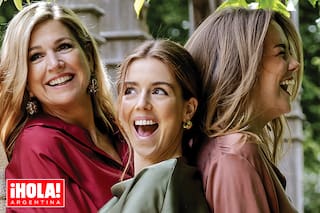 Todos los detalles y los looks del posado más espontáneo (y con sentimientos encontrados) junto a su familia