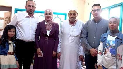 La sobrina de Ahmed, Tala, de nueve años, su hermano Mohammed, su hermana Alaa, su padre Nasri, su hermano menor Mahmoud y su sobrina Dima, de 10 años. Todos murieron en el ataque