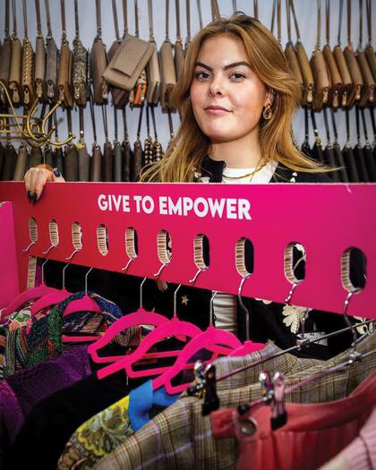 La sobrina de los reyes Guillermo y Máxima de los Países Bajos está feliz con su proyecto solidario. El año que viene planea irse a vivir seis meses a Nueva York mientras realiza una pasantía que aún no definió.