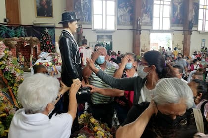 La sociedad general en Venezuela celebró el anuncio sobre la canonización de José Gregorio Hernández