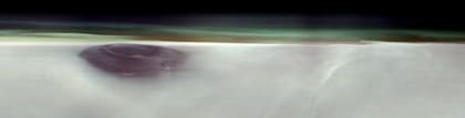 La sonda Mars Orbiter de la NASA captó un volcán asomando por encima de las nubes matinales (Foto: Gentileza NASA)