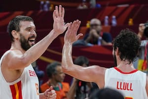 Comía pizza, tomaba gaseosa y estaba depresivo: la historia del pequeño Gasol