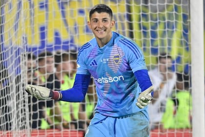 La sonrisa y el gesto frescos de Brey en su noche maravillosa en Rosario: acaba de contener el quinto disparo del Lobo y de clasificar a Boca para una semifinal.