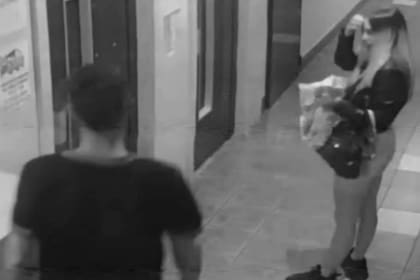 La sospecha quedó filmada por las cámaras de seguridad del edificio donde vive la víctima