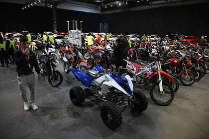 La subasta cuenta con distintos tipos de vehículos.