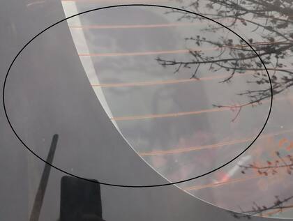 La supuesta imagen de Jesús en la luneta (Foto: Facebook.com/belenflorencia.sbarbati)