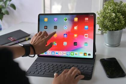 La tableta de Apple logró sumar mayores prestaciones con un teclado físico, pero aún sin este accesorio es un dispositivo versátil para tareas productivas