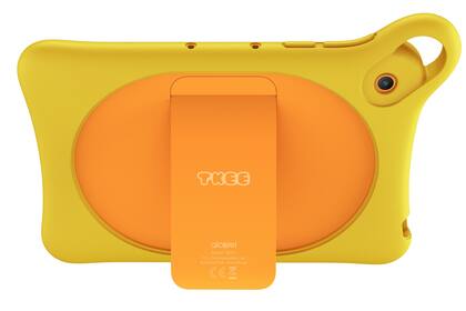 La tableta tiene un pie para mantener el equipo erguido; los orificios superiores de la funda de silicona son para los micrófonos; la salida de audio está en el orificio lateral