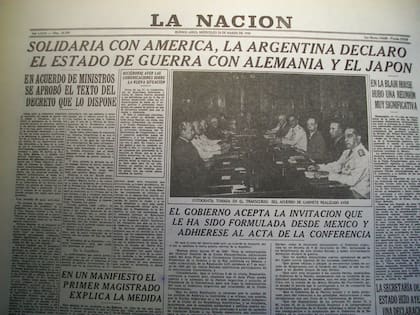 La tapa de LA NACION del miércoles 28 de marzo de 1945: "Solidaria con América, la Argentina declaró el estado de guerra con Alemania y Japón"