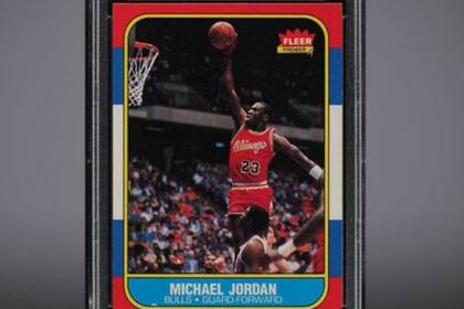 La tarjeta de colección Fleer de 1986, en la que figura Michael Jordan