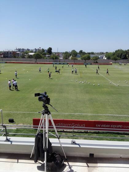 La tecnología aplicada en cada uno de los entrenamientos de Holan, en Independiente no fue la excepción
