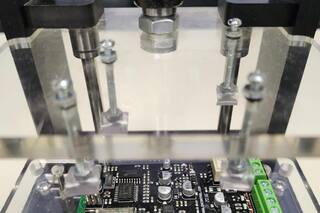 Seguridad: una pyme importa insumos para luego exportar soluciones