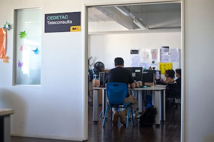 La teleconsulta con un médico es una opción de "medio camino" cuando el turno es a 20 o 30 días, se trata de una urgencia o una consulta que se puede resolver sin mayor intervención