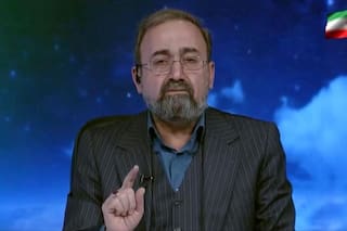 Así anunció entre lágrimas un presentador de la televisión estatal iraní la muerte del ayatollah Ali Khamenei