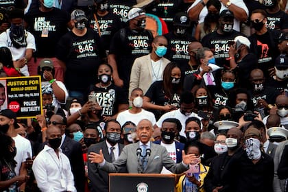 La tensión racial en EE.UU. se traslada a Washington con una masiva manifestación