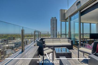 La terraza tiene vista al río. Foto: gentileza ZonaProp