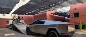 El traslado de la Tesla Cybertruck del diputado libertario a Jujuy costaría más de $5 millones