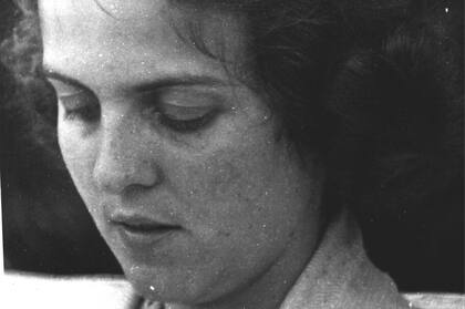 La tía Margit, el eje de una historia siniestra